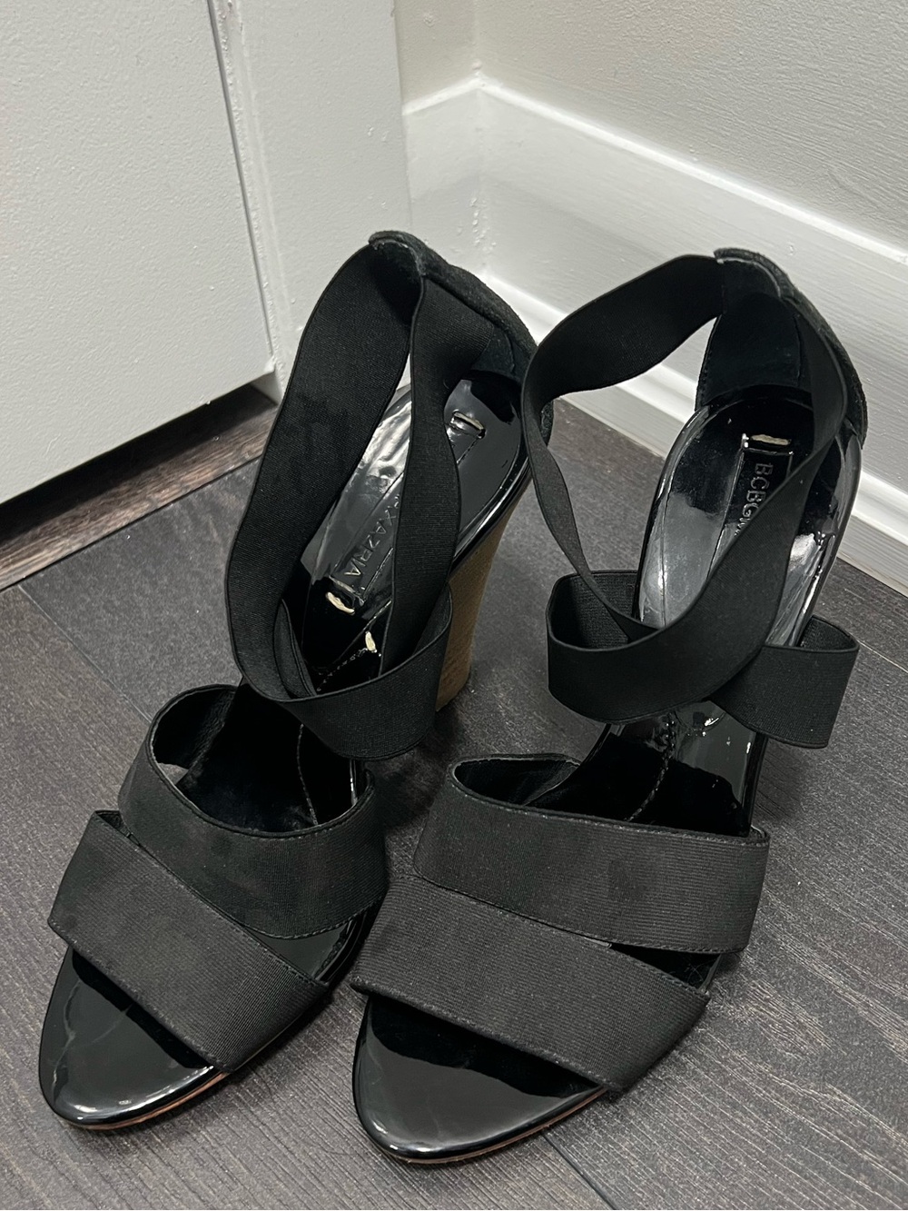 BCBGMaxAzria Black Open-Toe Strappy Block Heels